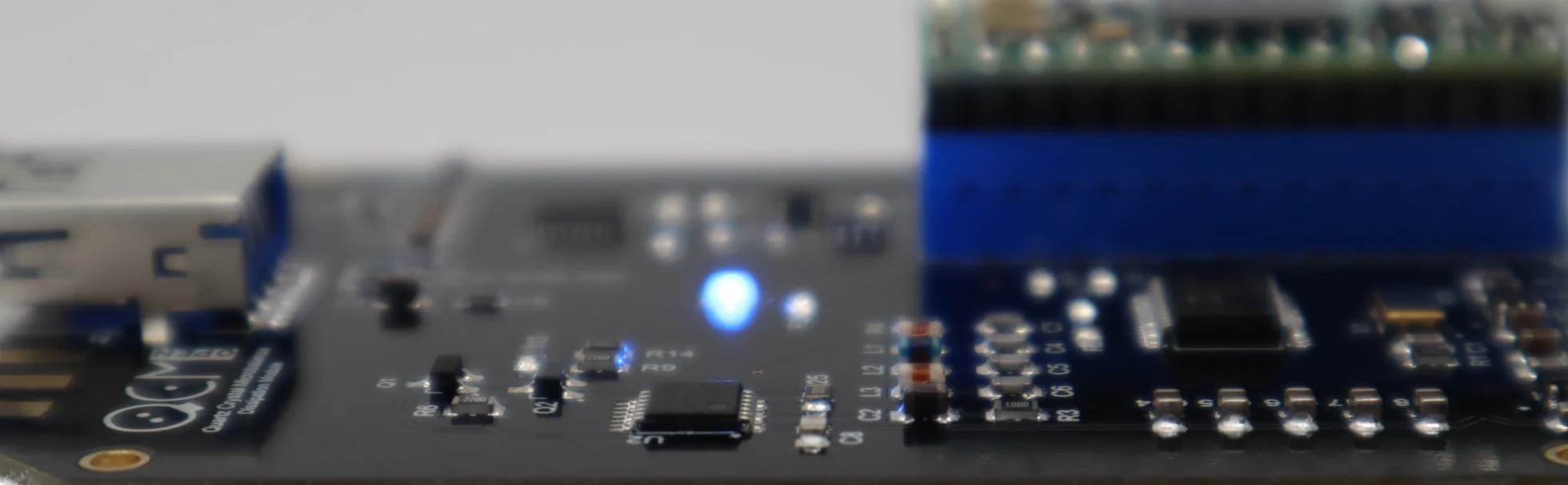 openQCM Q-1 network analyzer QCM shield