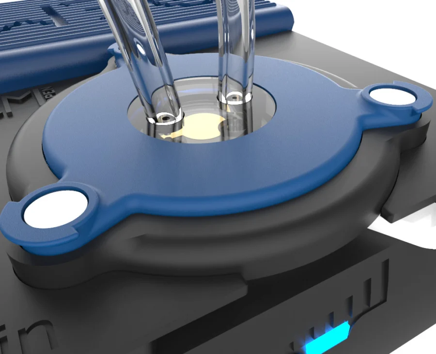 Fluidic cover with inlet and outlet tubes